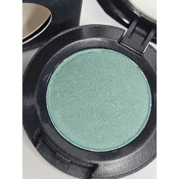 MAC Powder Single Eye Shadow ~ Teal ~ NEW IN BOX 0.05oz/1.5g - Picture 2 of 7